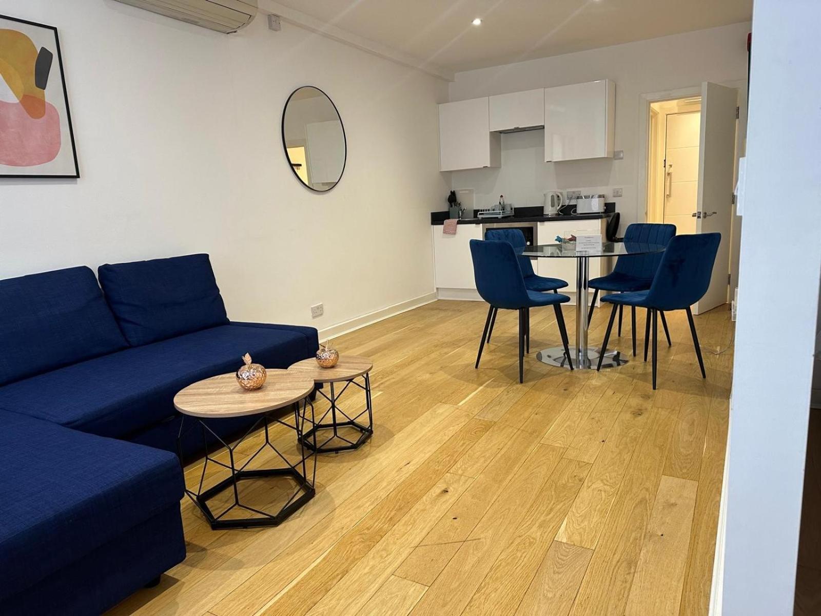 2A Soho Studios By Indigo Flats Sleeps 4 Londres Extérieur photo